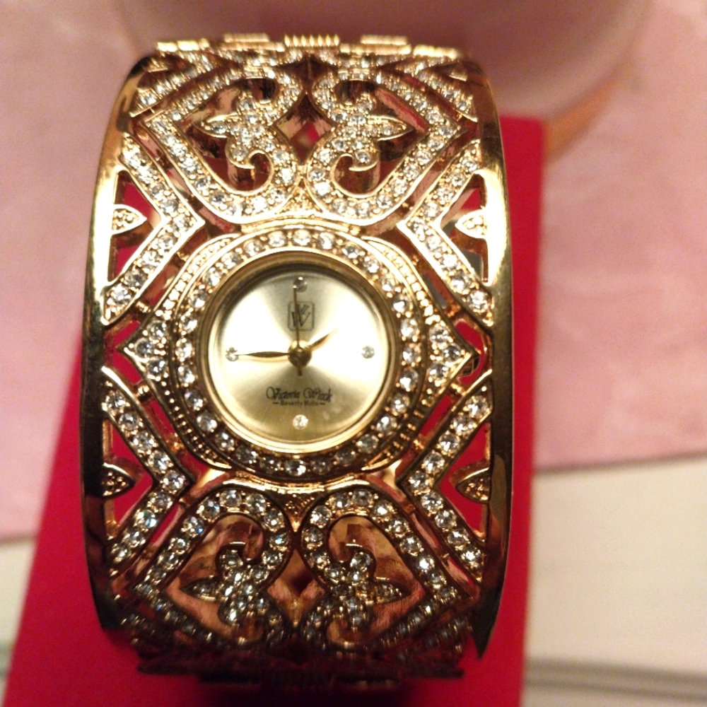 Vintage Victoria Wreck Crystal Bangle Watch